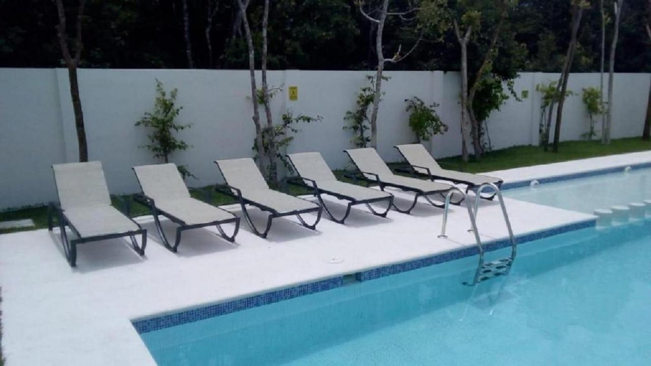 Cozy Family Vacation Home Near The Beach! プレヤデルカーメン エクステリア 写真